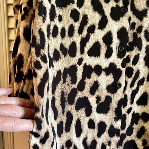 NY&C, NWOT, WOMENS ANIMAL PRINT SHIRT DRESS WITH GATHERED SHOULDERS. SIZE S - Picture 4 of 7